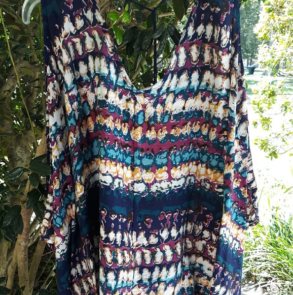 ODDY COLD SHOULDER CAFTAN-STYLE TRIBAL TOP - Picture 1 of 5